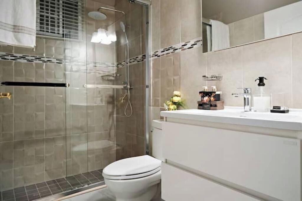 Photo of Bathroom in Caribbean Estates
