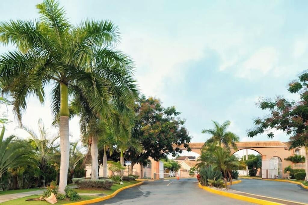 Photo of Outdoor in Caribbean Estates
