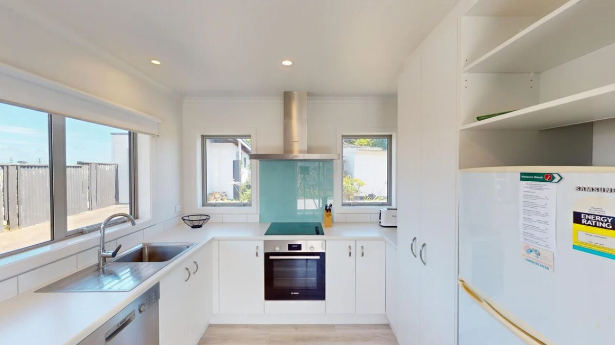Photo of Kitchen in Waitarere Beach