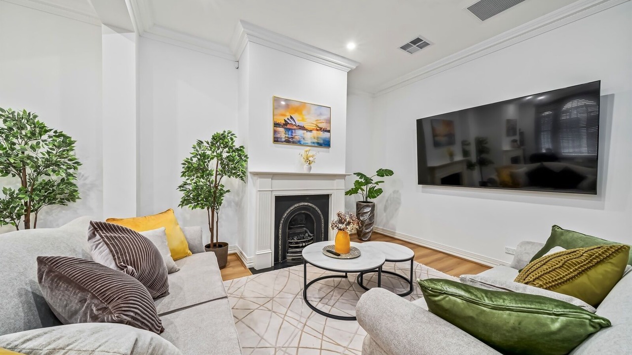 Photo of Livingroom in Pyrmont
