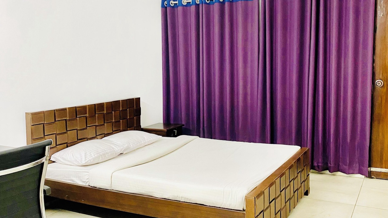 Photo of Bedroom in Dhaka
