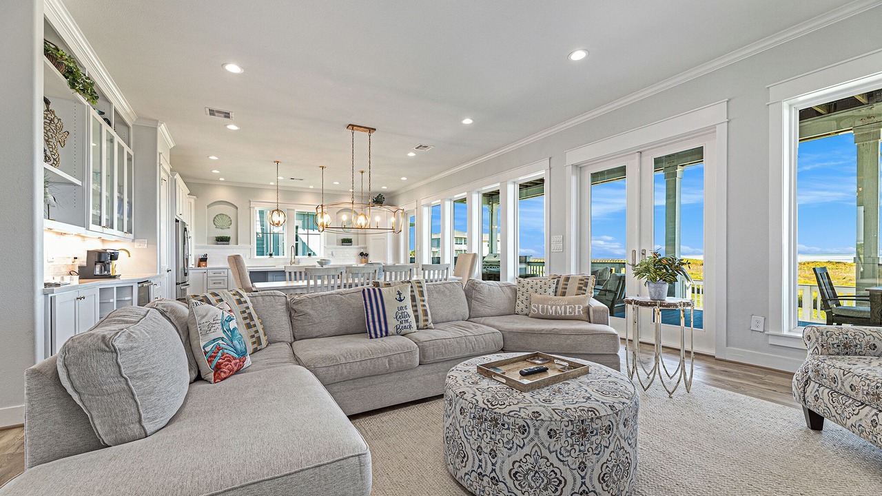 Photo of Livingroom in Red Fish Cove