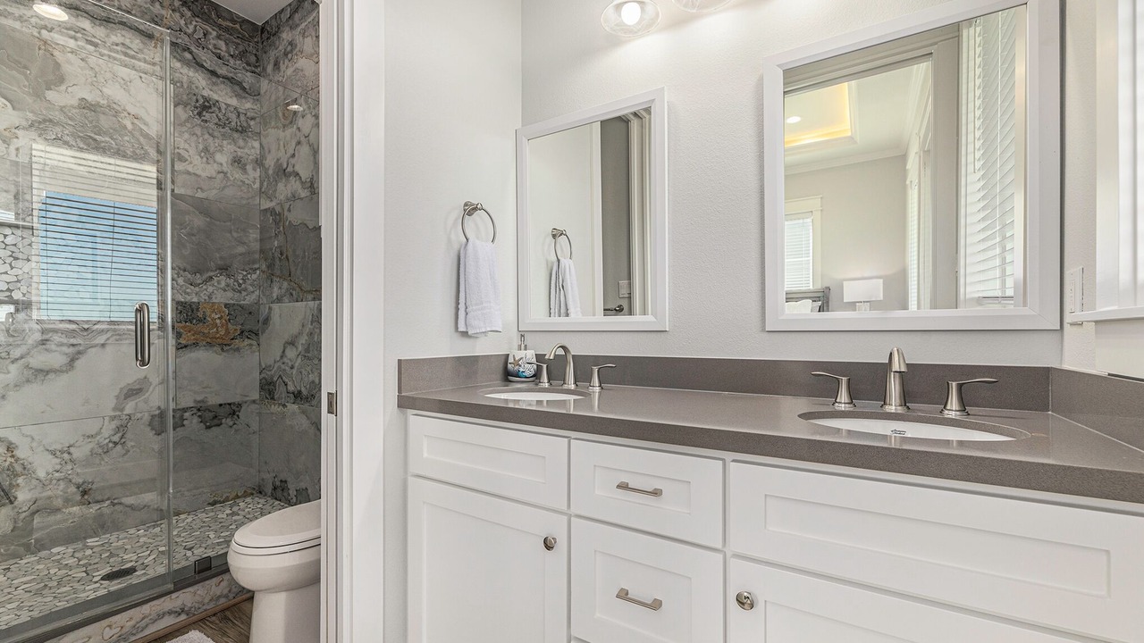 Photo of Bathroom in Red Fish Cove