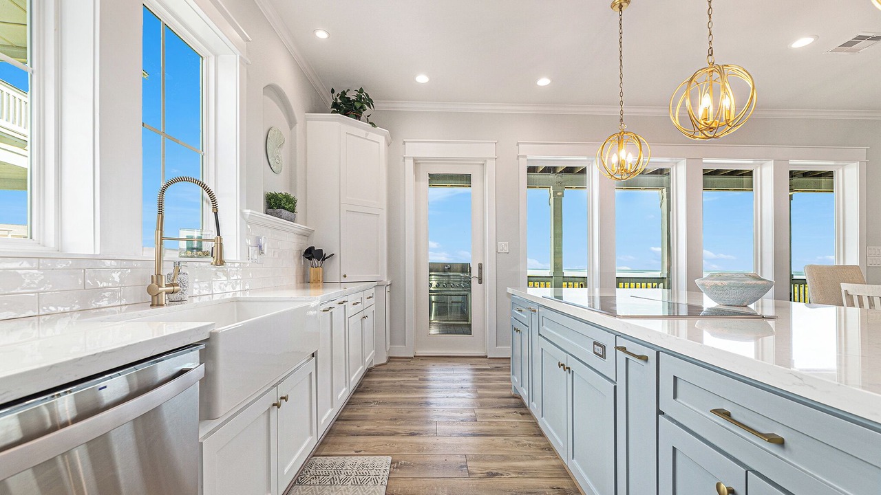 Photo of Kitchen in Red Fish Cove