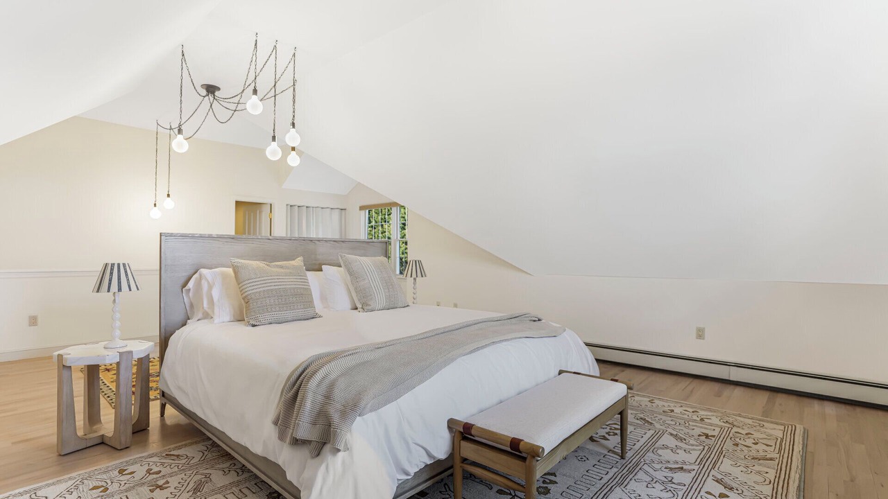 Photo of Bedroom in Southold