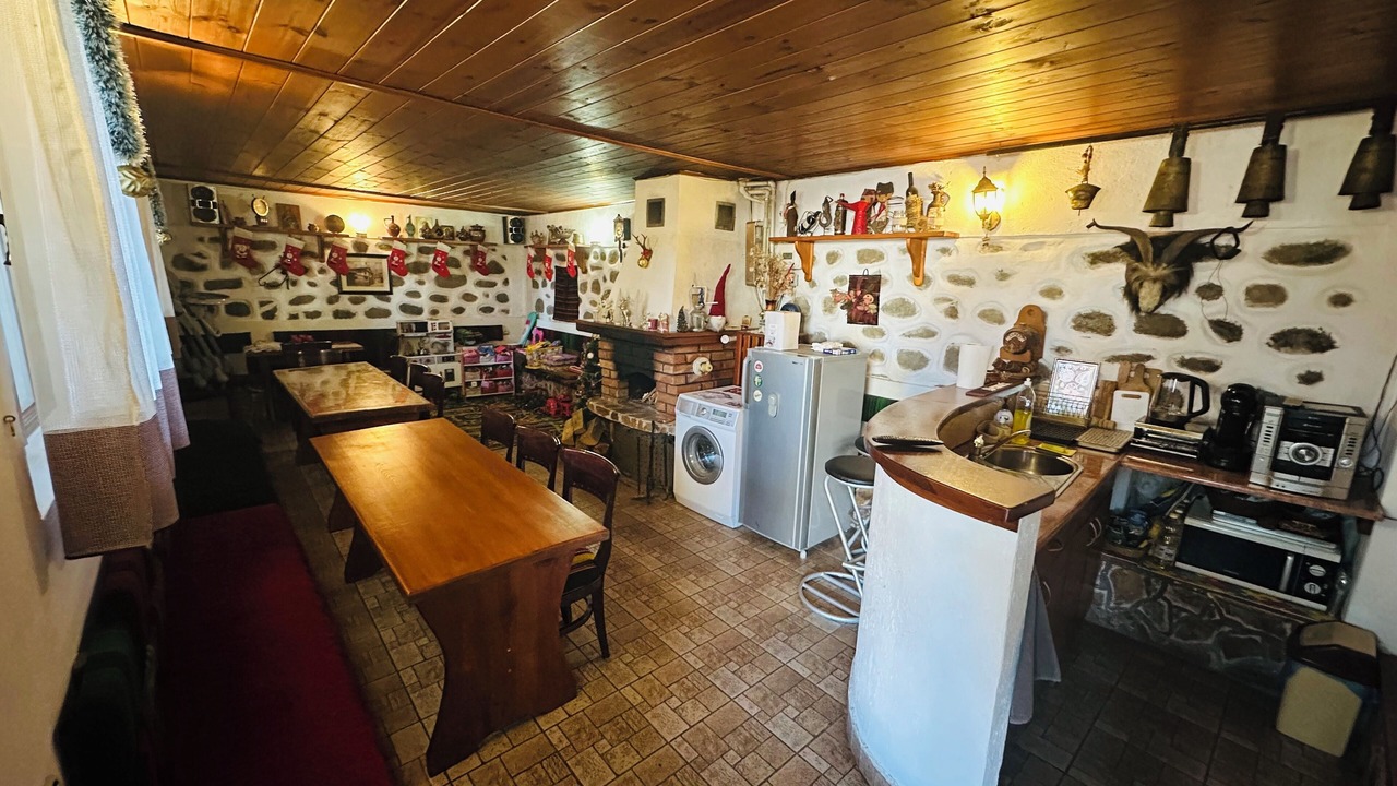 Photo of Kitchen in Shiligarnika
