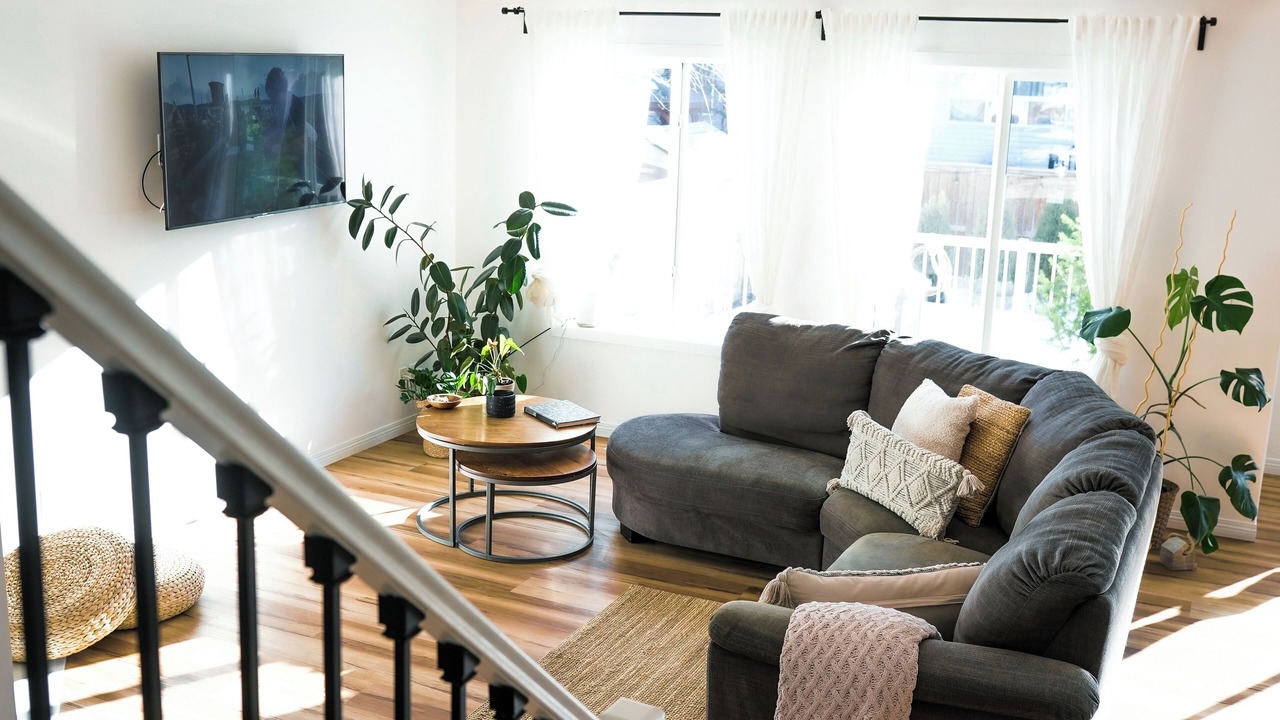 Photo of Livingroom in Southeast Calgary