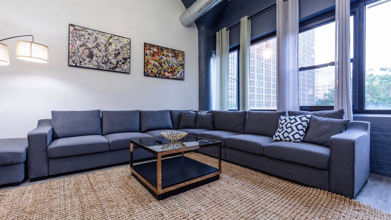 Photo of Livingroom in Near South Side