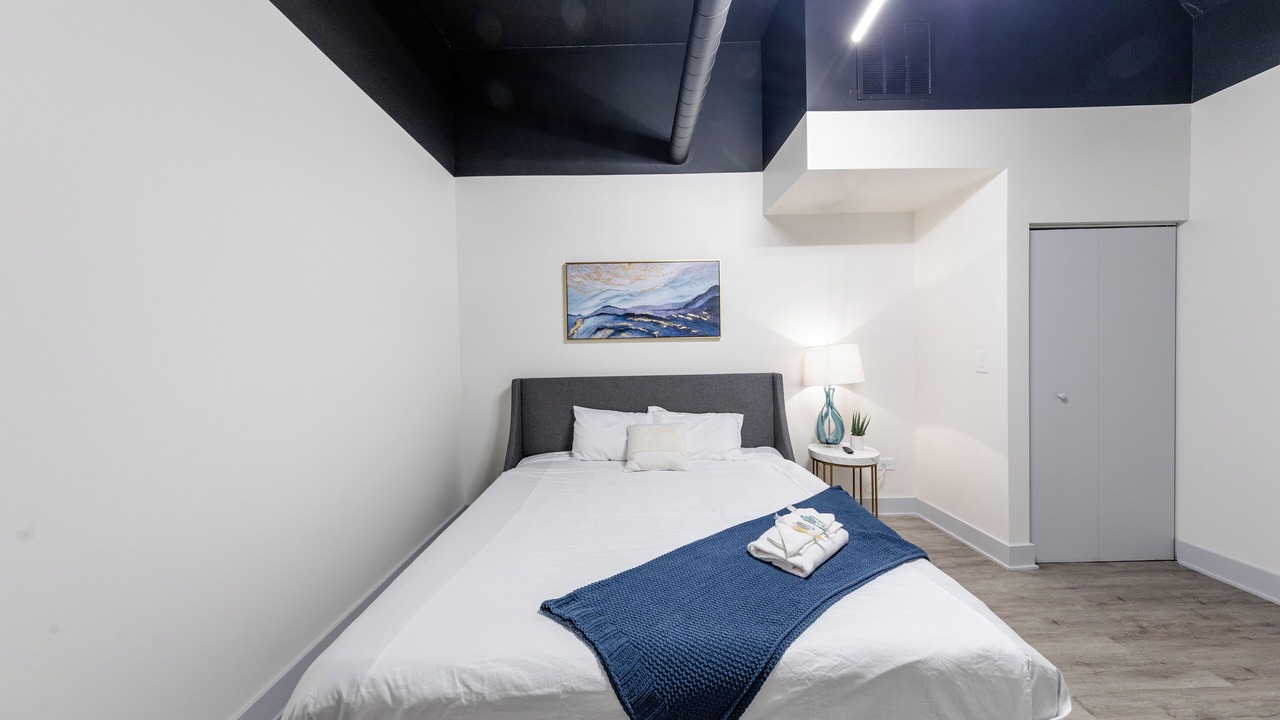 Photo of Bedroom in Near South Side