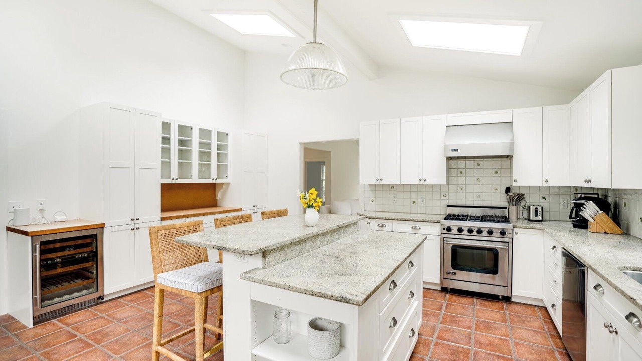 Photo of Kitchen in Amagansett North