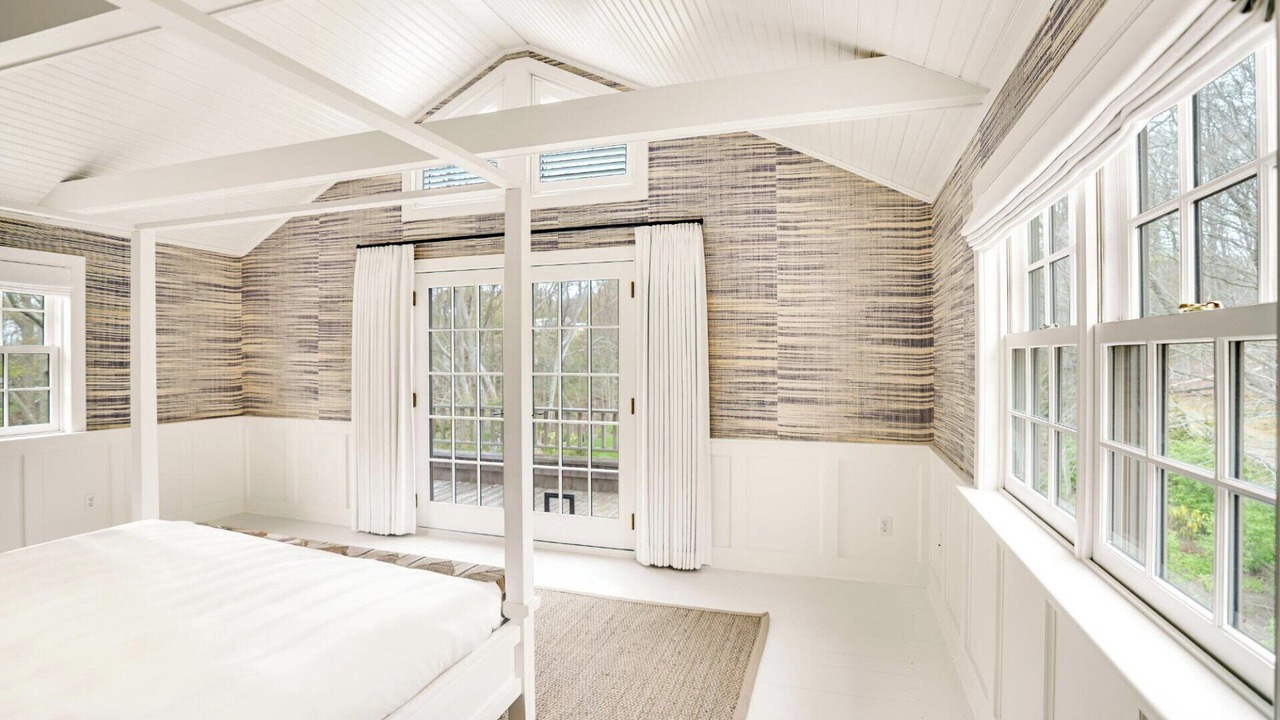 Photo of Bedroom in Amagansett North