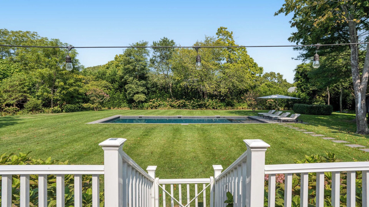 Photo of Outdoor in East Hampton North