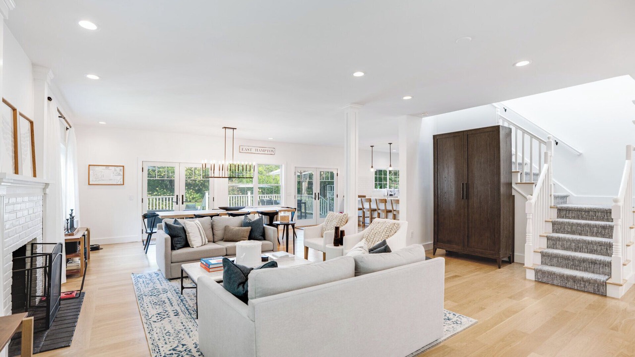 Photo of Livingroom in East Hampton North