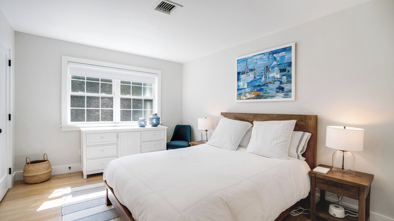 Photo of Bedroom in East Hampton North