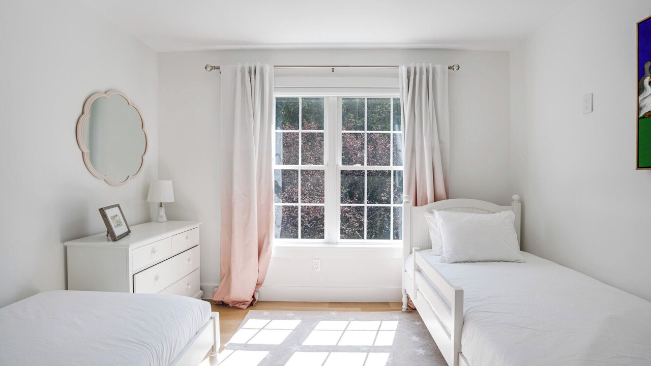 Photo of Bedroom in East Hampton North