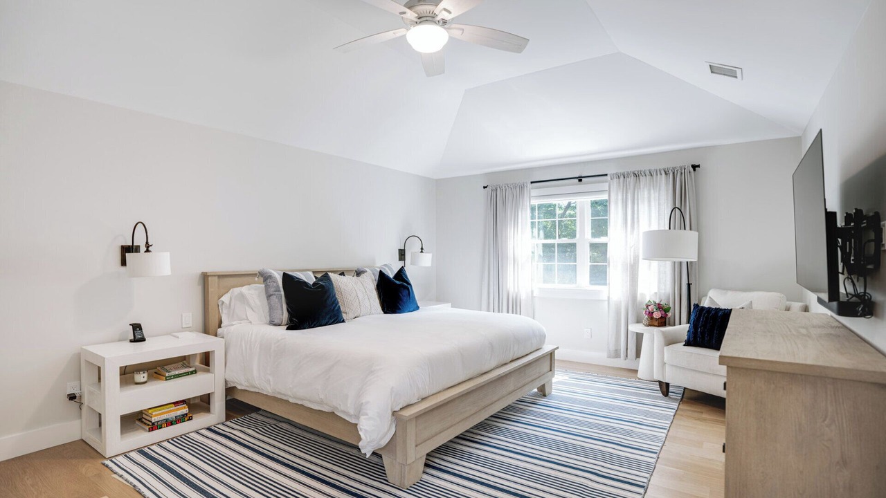 Photo of Bedroom in East Hampton North