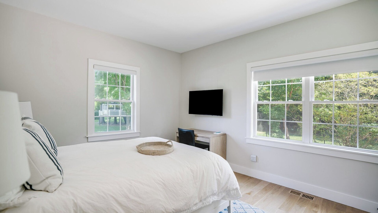 Photo of Bedroom in East Hampton North