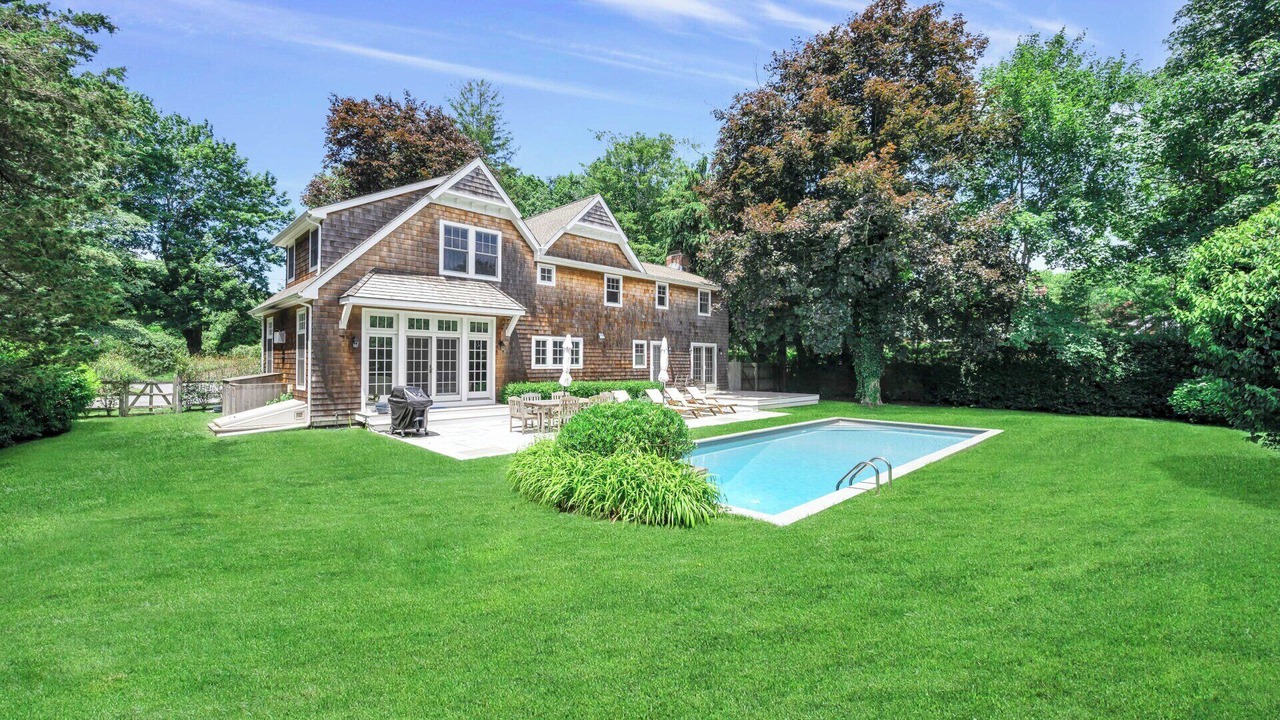 Photo of Outdoor in Village of East Hampton