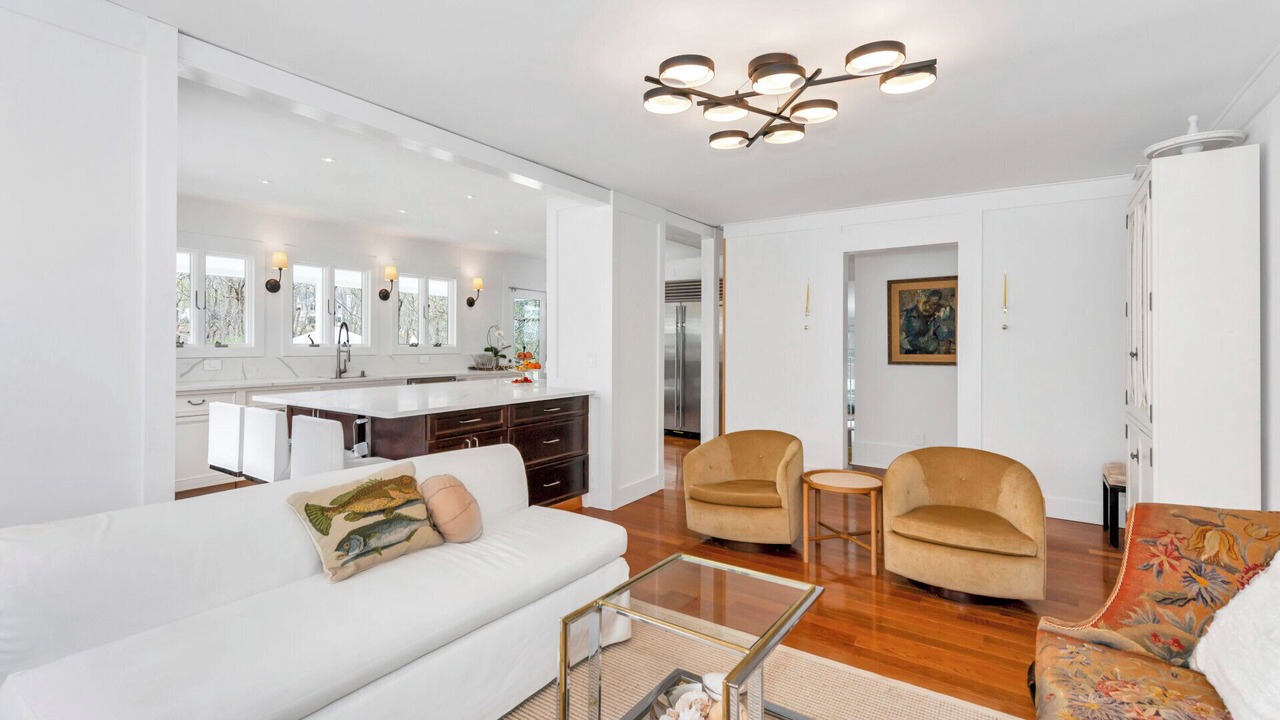 Photo of Livingroom in Shelter Island