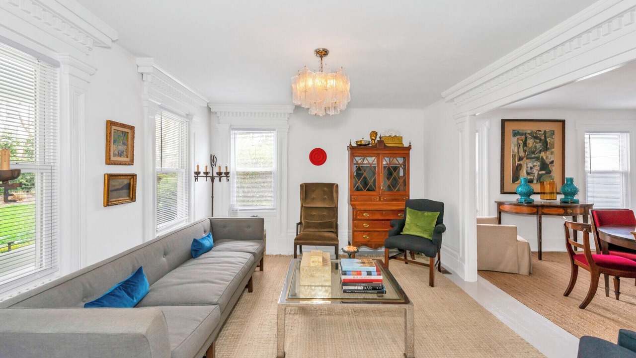Photo of Livingroom in Shelter Island