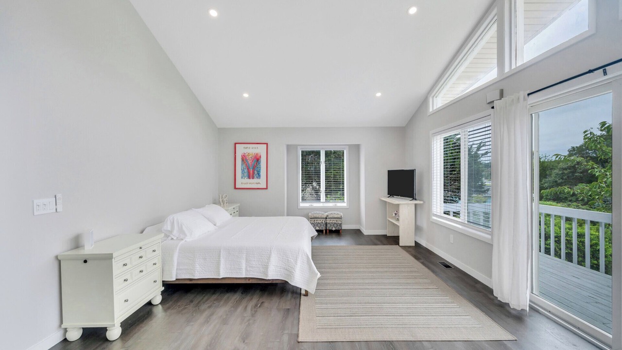 Photo of Bedroom in Southold