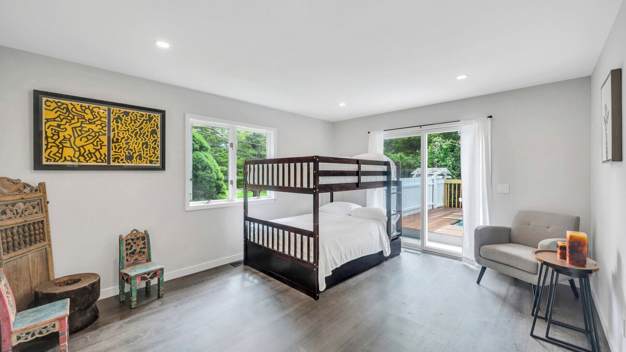 Photo of Bedroom in Southold