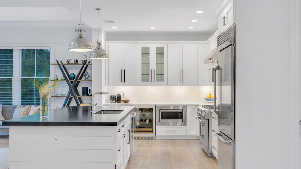 Photo of Kitchen in East Hampton