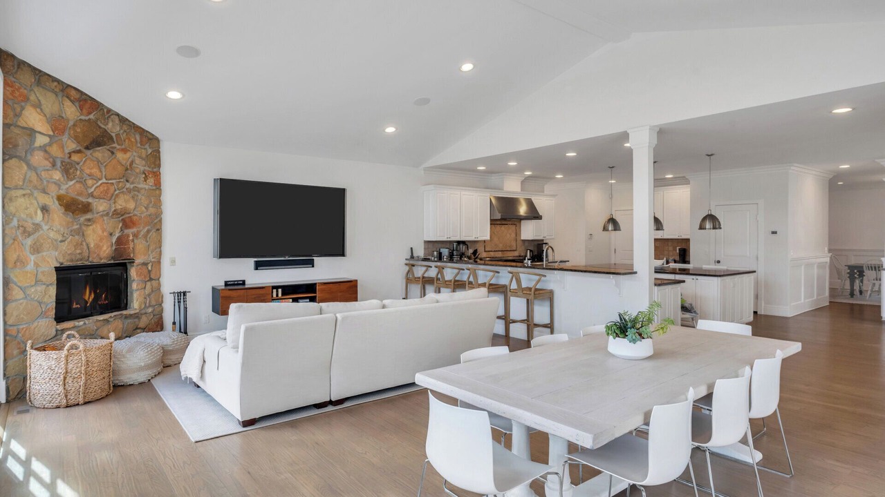 Photo of Livingroom in Bridgehampton