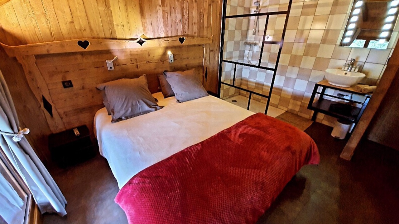 Photo of Bedroom in Villarembert