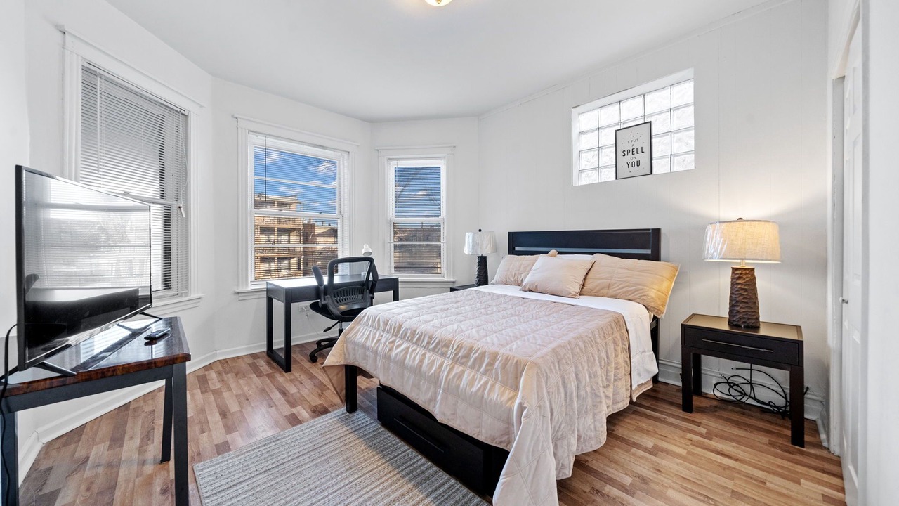 Photo of Bedroom in Woodlawn