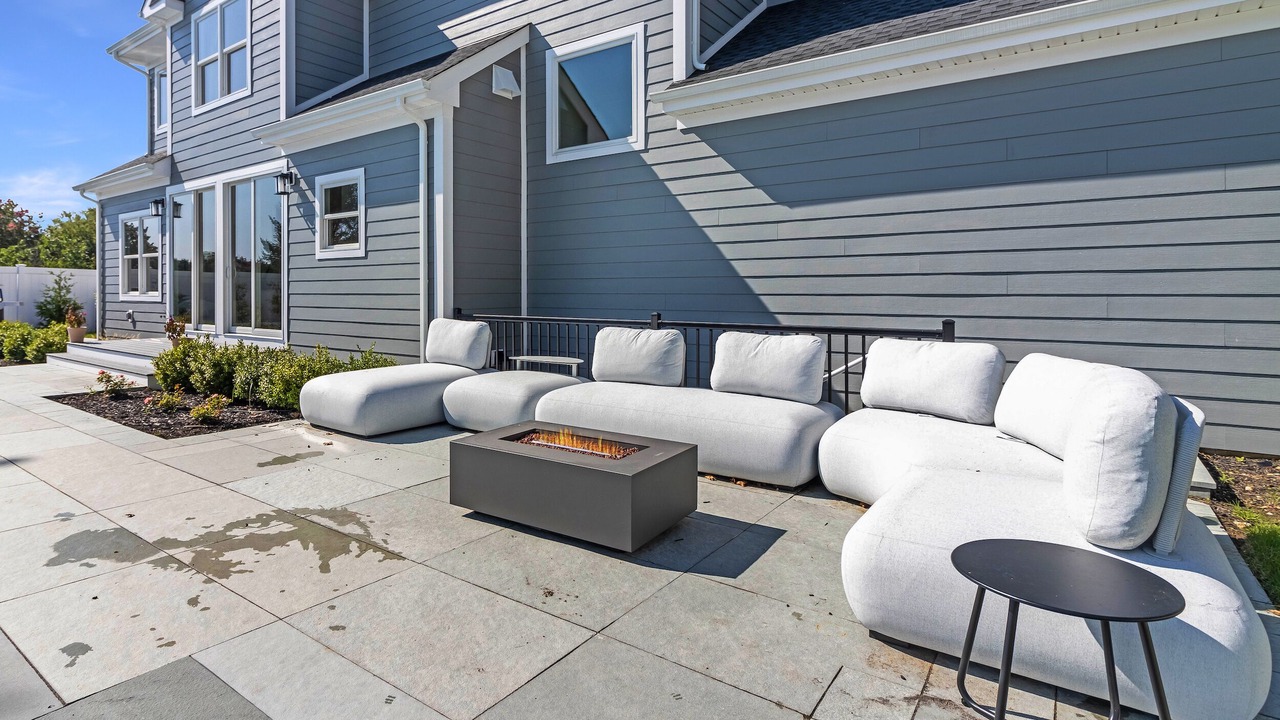 Photo of Patio Balcony in Greenport West
