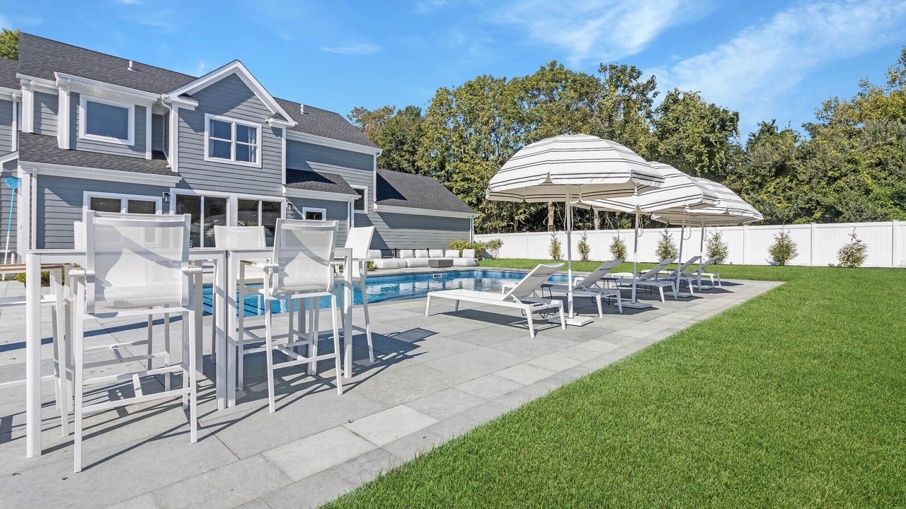 Photo of Outdoor in Greenport West