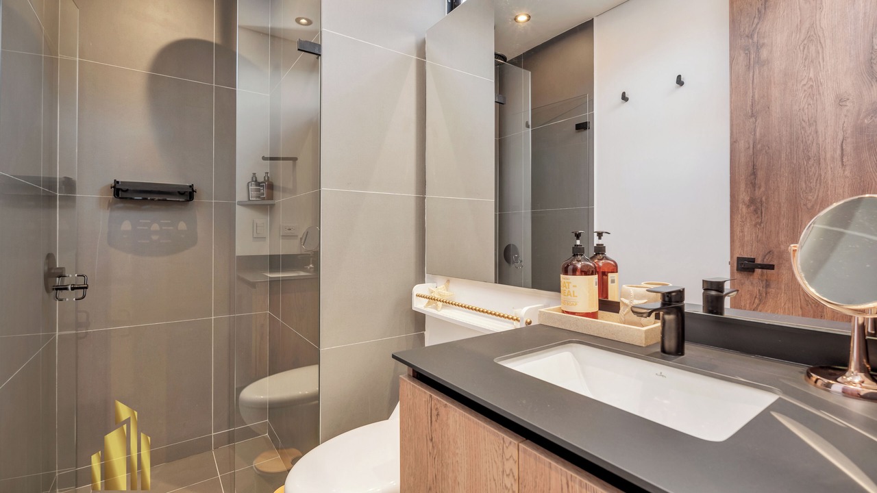 Photo of Bathroom in La Florida
