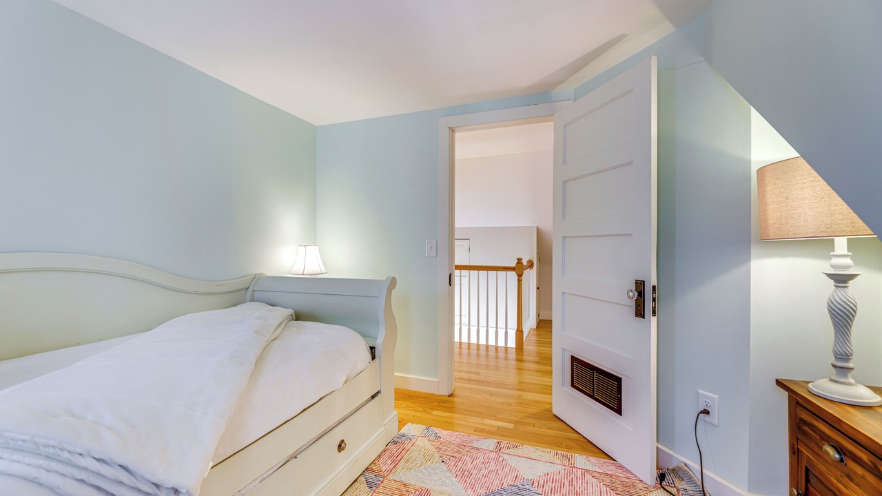 Photo of Bedroom in Old Mystic