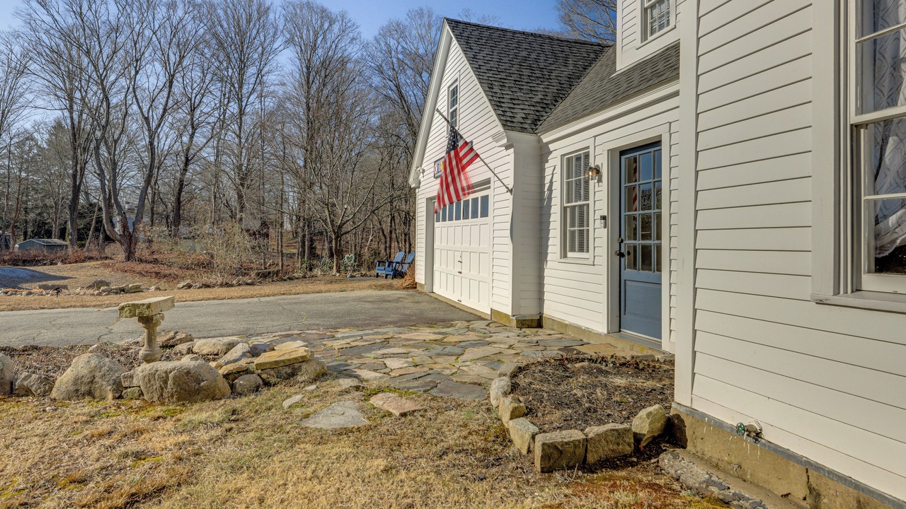 Photo of Outdoor in Old Mystic