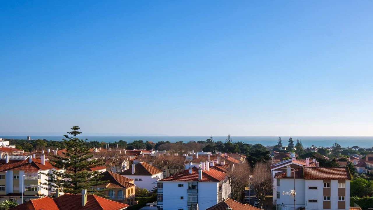 Photo of Others in Carcavelos