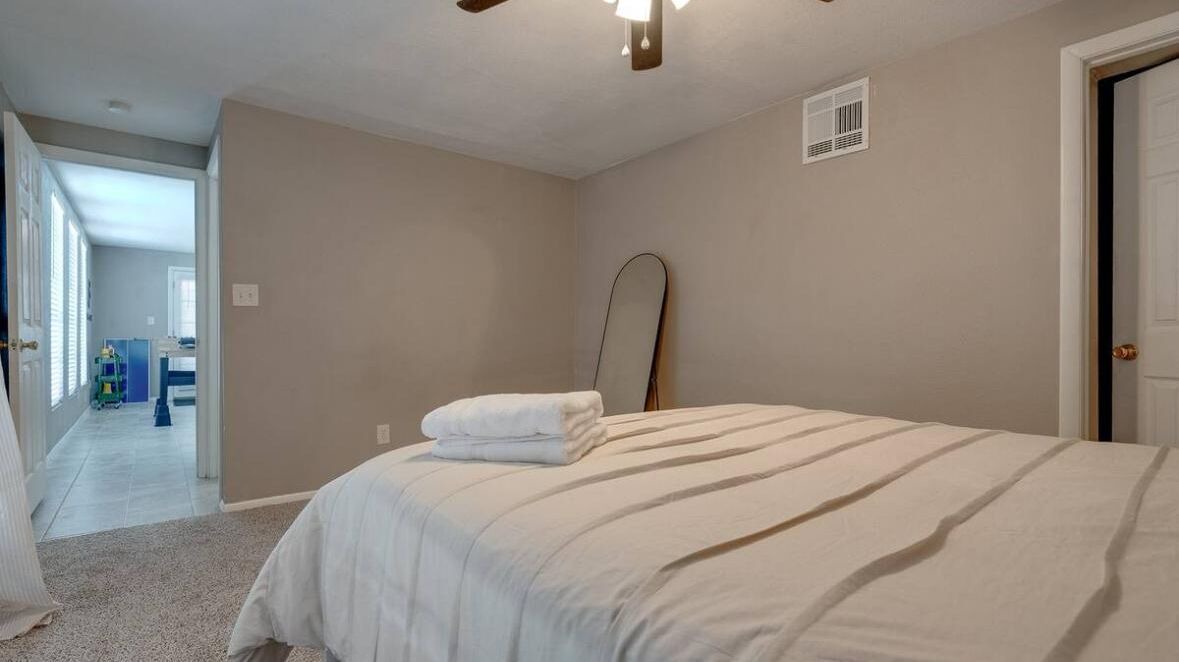 Photo of Bedroom in Mesa Grande