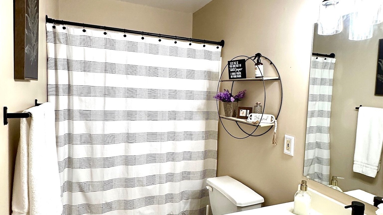 Photo of Bathroom in Lackawaxen