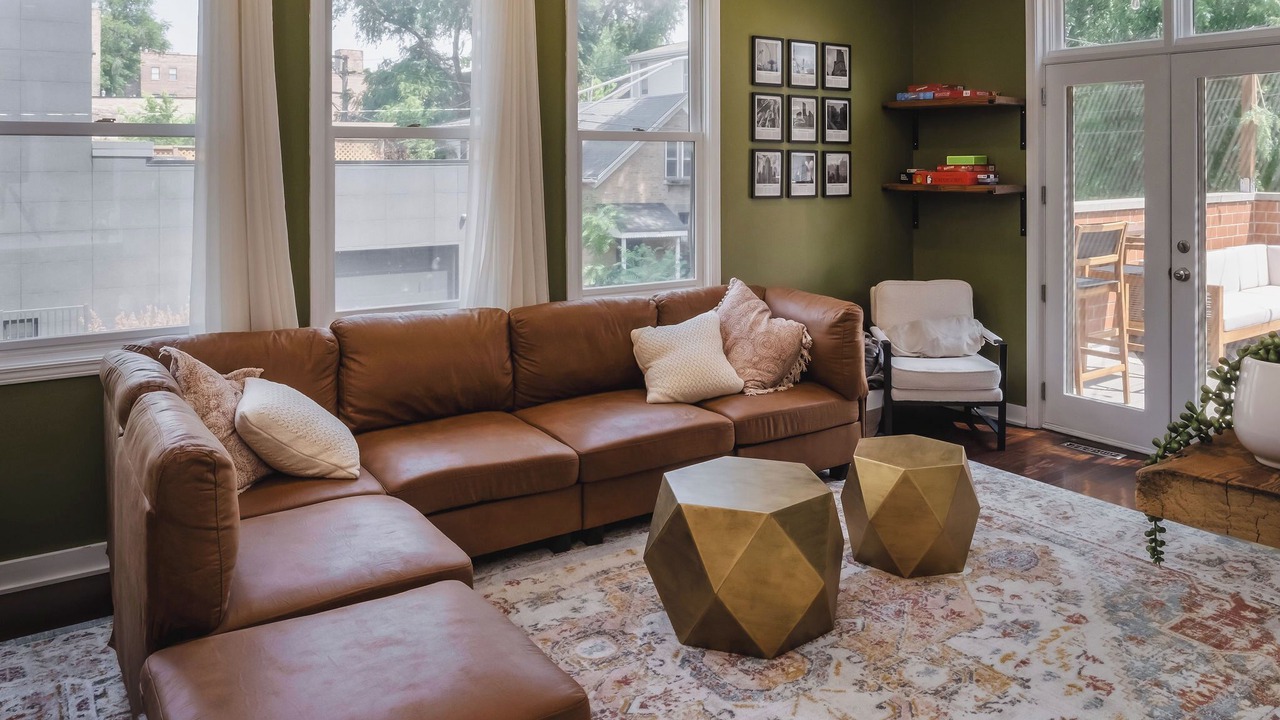 Photo of Livingroom in Bucktown