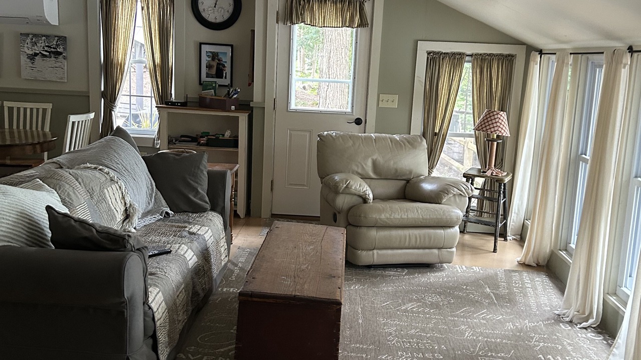 Photo of Livingroom in Woodbury