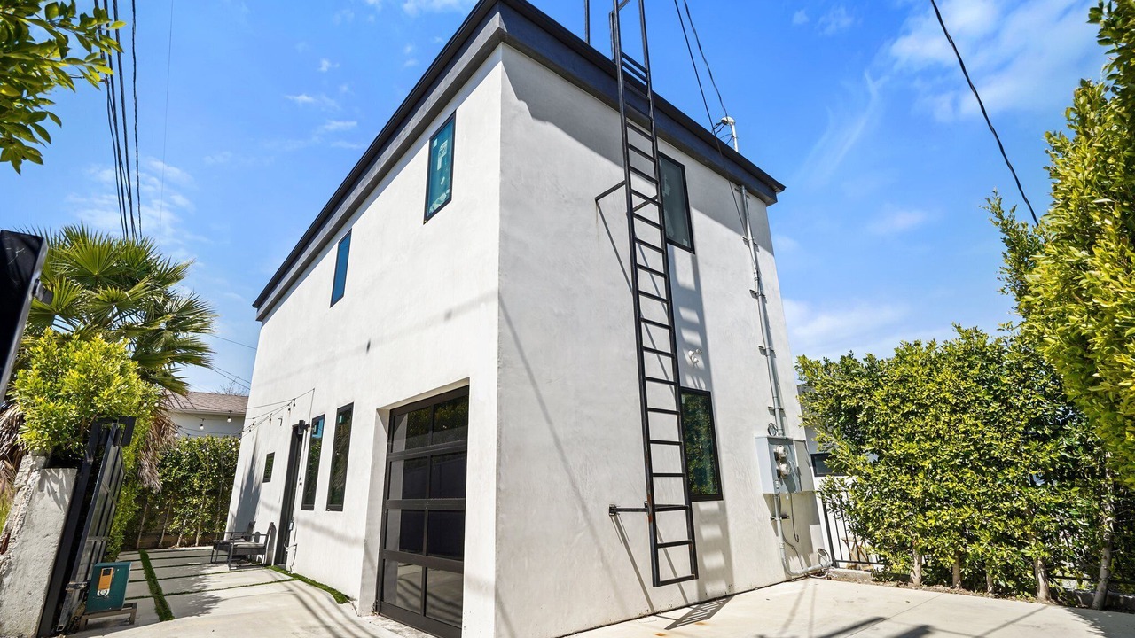 Photo of Outdoor in Mar Vista
