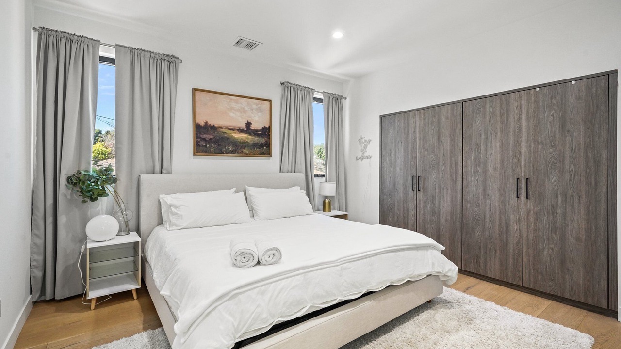 Photo of Bedroom in Mar Vista