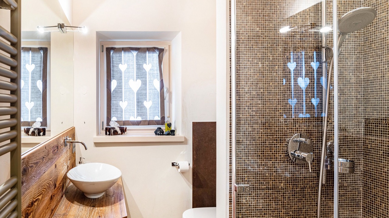 Photo of Bathroom in Seefeld Pedestrian Zone