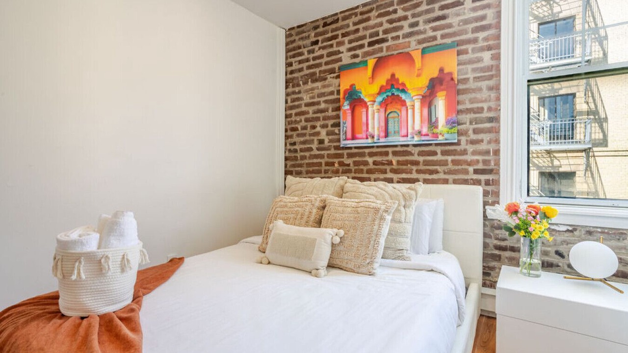 Photo of Bedroom in Shaughnessy Village