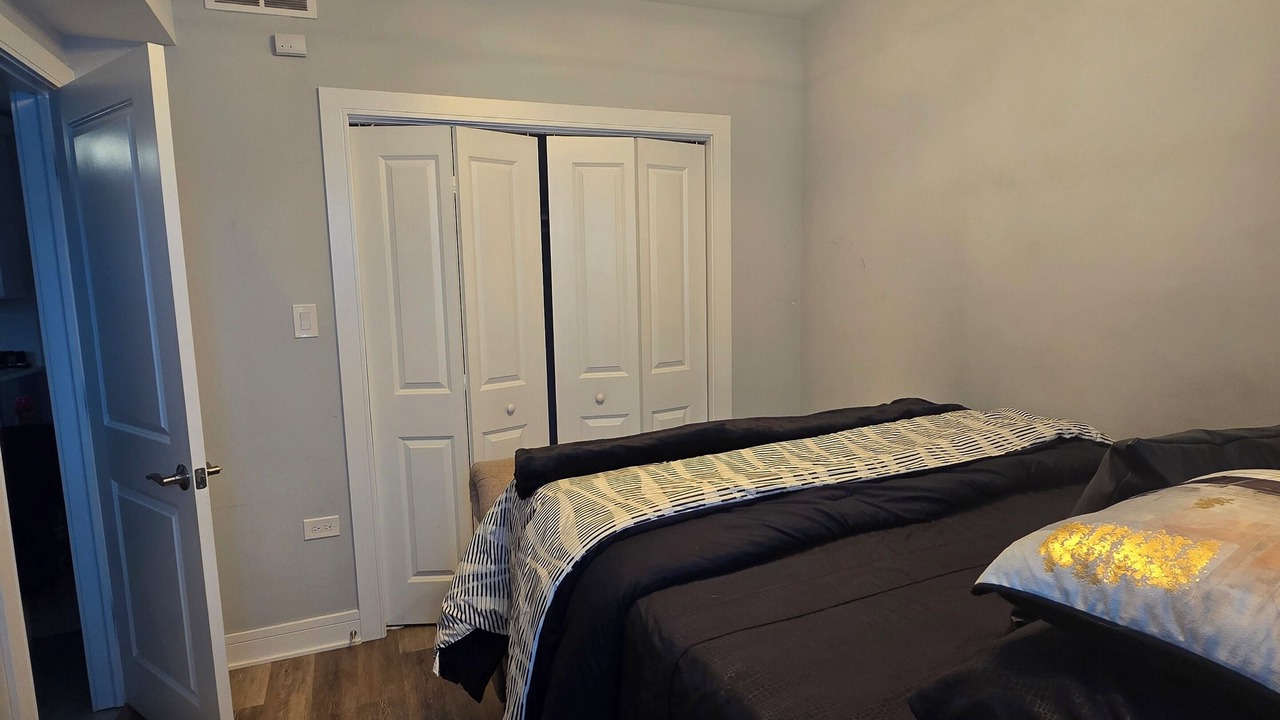 Photo of Bedroom in Greater Grand Crossing