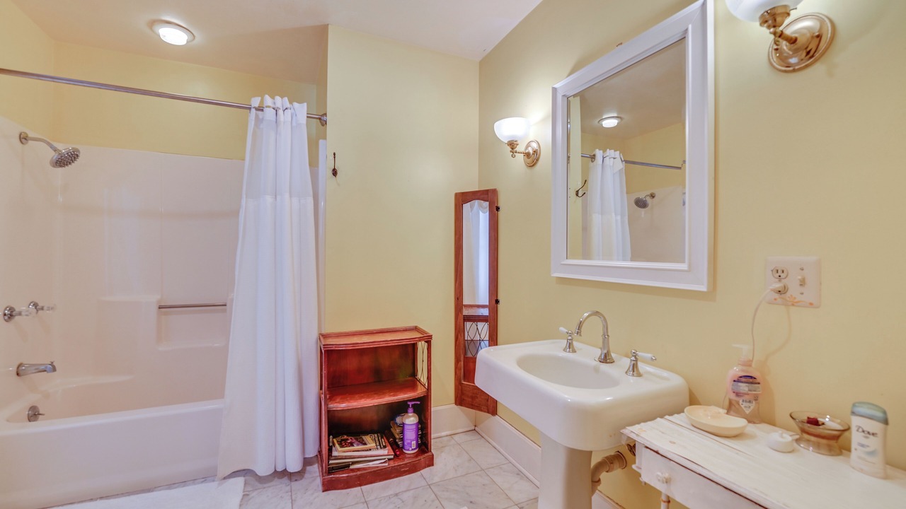 Photo of Bathroom in Fleischmanns