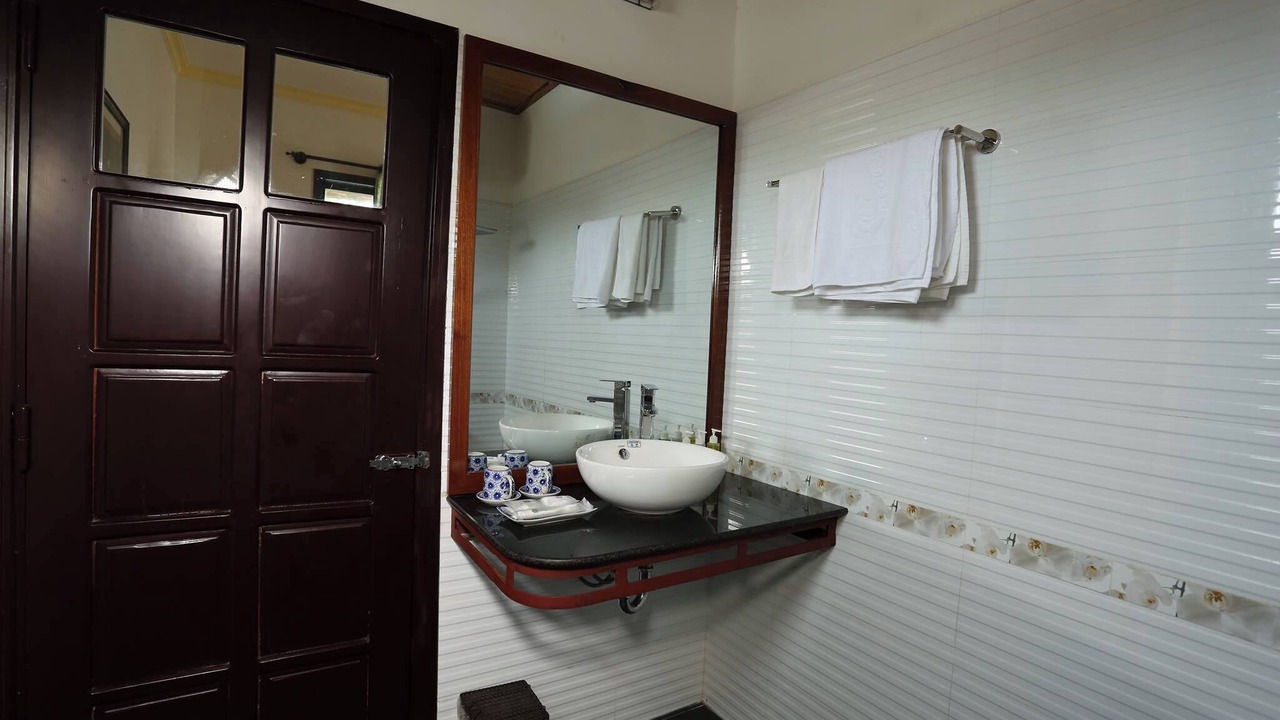 Photo of Bathroom in Cam Chau
