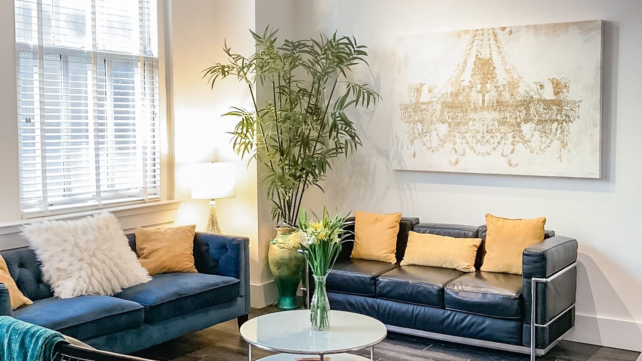 Photo of Livingroom in Central Business District