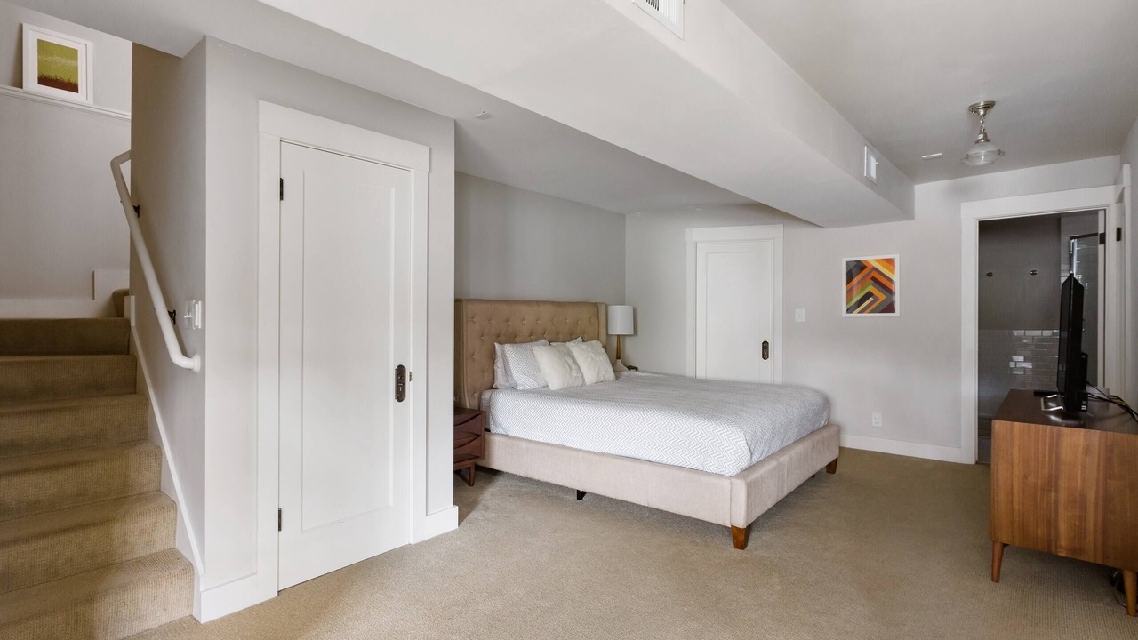 Photo of Bedroom in Noe Valley