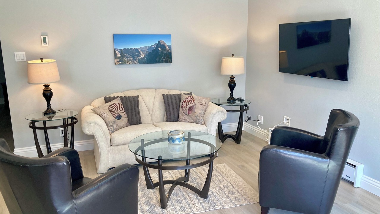 Photo of Livingroom in El Granada
